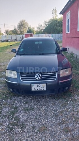 Volkswagen Passat 2003, 290,000 km - 1.8 l - Ucar