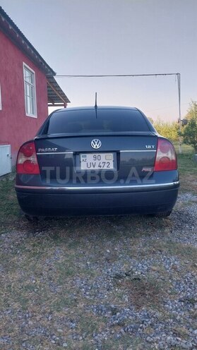Volkswagen Passat 2003, 290,000 km - 1.8 l - Ucar