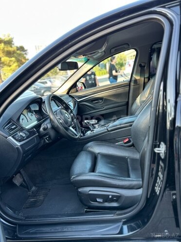 BMW 520 2016, 282,400 km - 2.0 l - Bakı