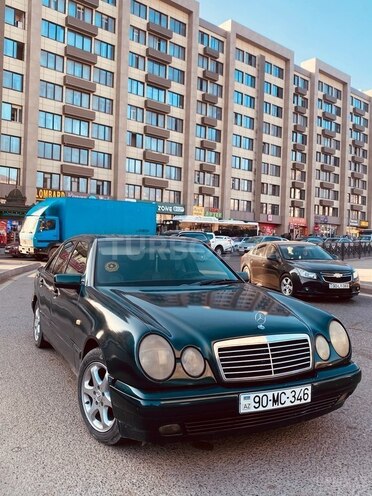 Mercedes E 220 1997, 514,498 km - 2.2 l - Xırdalan