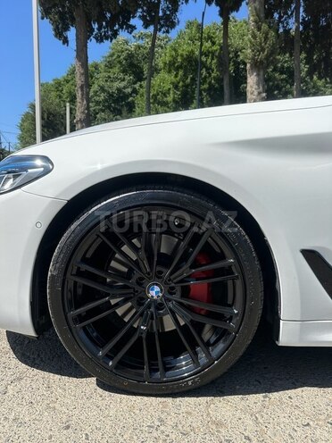 BMW 530e 2017, 195,000 km - 0.3 л - Bakı