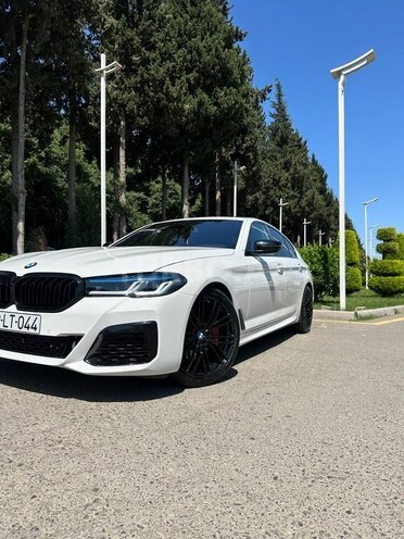 BMW 530e 2017, 195,000 km - 0.3 л - Bakı