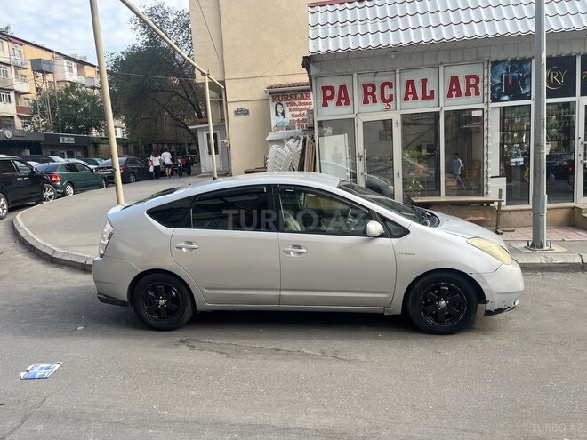 Toyota Prius 2009, 685,581 km - 1.5 л - Bakı