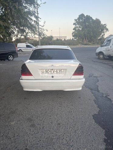 Mercedes C 200 1995, 250,602 km - 2.0 l - Bakı
