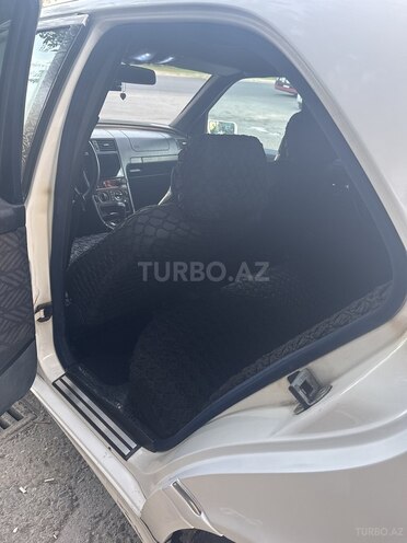 Mercedes C 200 1995, 250,602 km - 2.0 l - Bakı