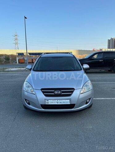 Kia  2008, 282,000 km - 1.6 l - Bakı