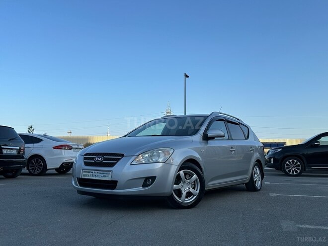 Kia  2008, 282,000 km - 1.6 l - Bakı