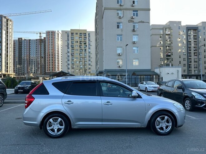 Kia  2008, 282,000 km - 1.6 l - Bakı
