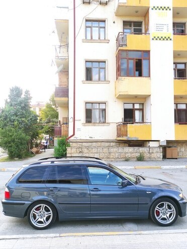 BMW 320 2002, 300,000 km - 2.2 l - Yevlax