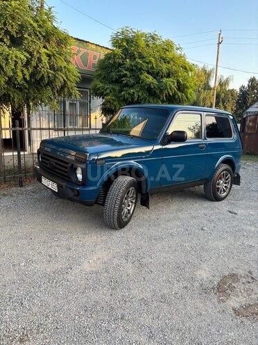 LADA (VAZ) Niva 2015, 190,000 km - 1.7 l - İsmayıllı