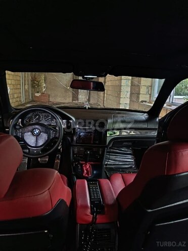 BMW 528 1996, 300,000 km - 2.8 l - Quba