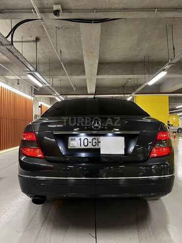 Mercedes C 220 2007, 270,000 km - 2.2 л - Gəncə