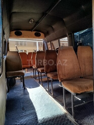 Mercedes 208 D 1994, 666,000 km - 2.3 л - Tovuz