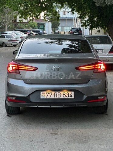 Hyundai Elantra 2019, 98,000 km - 2.0 l - Bakı