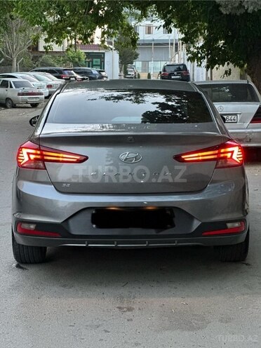 Hyundai Elantra 2019, 98,000 km - 2.0 l - Bakı