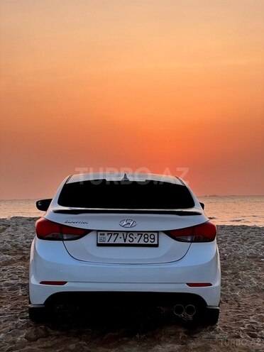 Hyundai Elantra 2015, 174,614 km - 1.8 л - Bakı