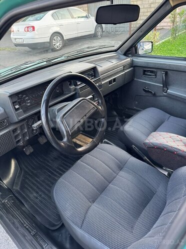 LADA (VAZ) 21099 1993, 300,000 km - 1.5 л - Qax