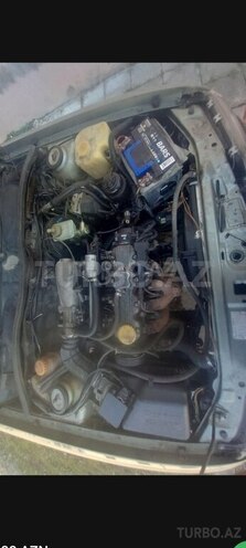 Opel Vectra 1993, 270,000 km - 2.0 l - Qax