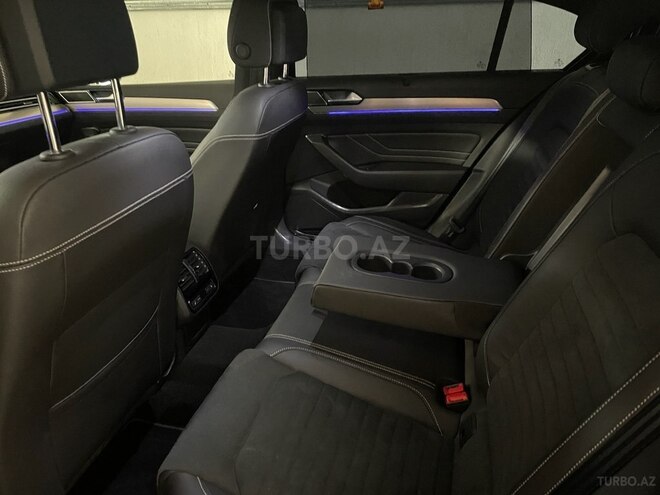 Volkswagen Passat 2021, 93,200 km - 1.5 l - Bakı