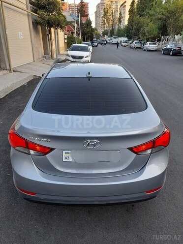Hyundai Elantra 2015, 125,124 km - 1.8 л - Bakı