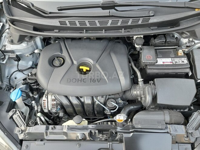 Hyundai Elantra 2015, 125,124 km - 1.8 л - Bakı