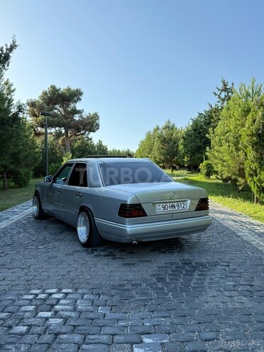 Mercedes E 200 1994, 356,458 km - 2.0 l - Bakı