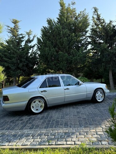 Mercedes E 200 1994, 356,458 km - 2.0 l - Bakı