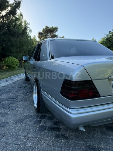 Mercedes E 200 1994, 356,458 km - 2.0 l - Bakı
