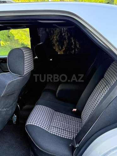 Mercedes E 200 1994, 356,458 km - 2.0 l - Bakı
