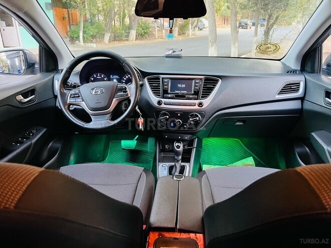 Hyundai Accent 2018, 170,000 km - 1.6 l - Bakı