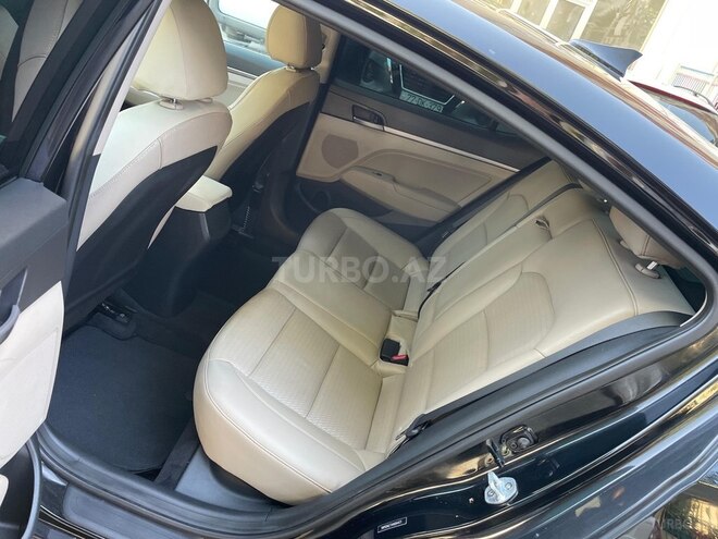 Hyundai Elantra 2016, 150,000 km - 2.0 l - Bakı
