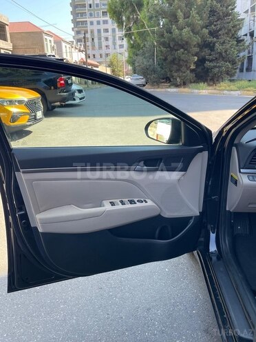 Hyundai Elantra 2016, 150,000 km - 2.0 l - Bakı