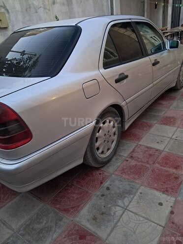 Mercedes C 220 1998, 630,000 km - 2.2 l - Bakı