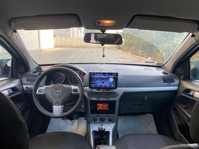Opel Astra 2009, 318,064 km - 1.3 l - Astara