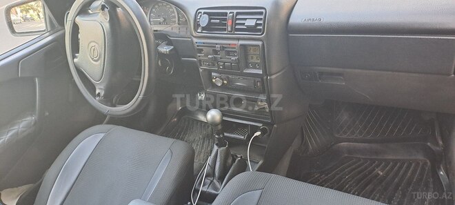 Opel Vectra 1994, 600,000 km - 1.6 l - Zaqatala