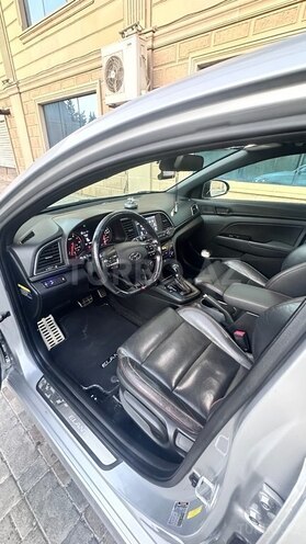 Hyundai Elantra 2017, 116,303 km - 1.6 l - Bakı
