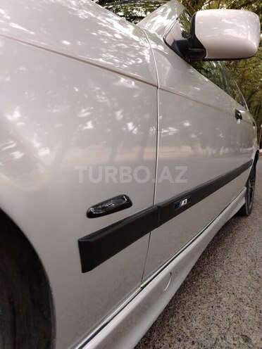 BMW 318 1997, 364,500 km - 1.8 l - Masallı