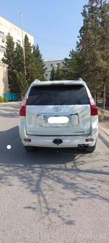 Toyota Land Cruiser Prado 2012, 94,000 km - 2.7 l - Salyan
