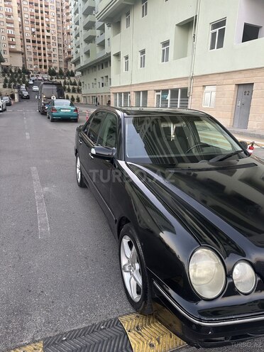 Mercedes E 220 2000, 538,000 km - 2.2 л - Bakı