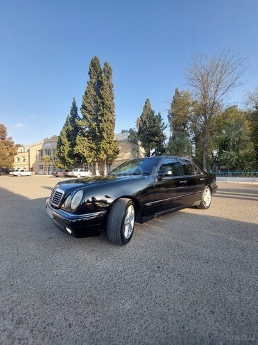 Mercedes E 240 1999, 357,000 km - 2.4 l - Şirvan
