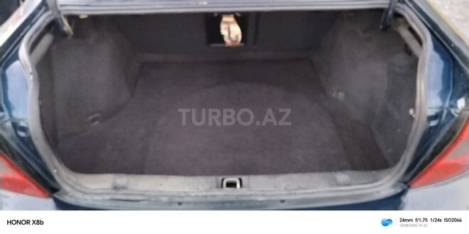 Opel Vectra 2001, 123,398 km - 1.6 l - Qəbələ