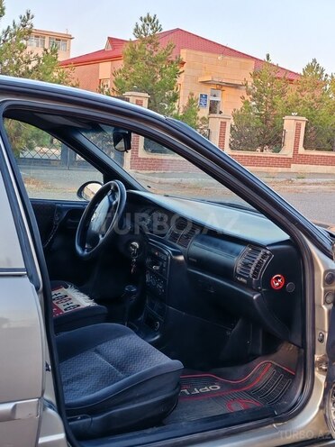 Opel Vectra 1997, 507,000 km - 1.8 л - Gəncə