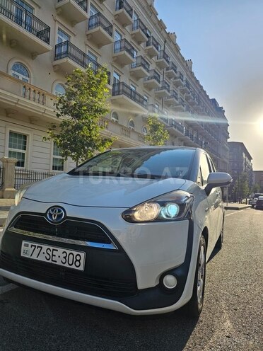 Toyota Sienta 2016, 111,000 km - 1.5 l - Bakı