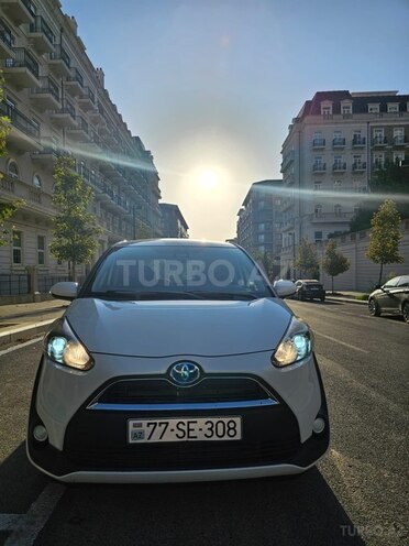 Toyota Sienta 2016, 111,000 km - 1.5 l - Bakı