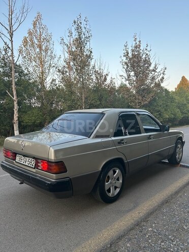 Mercedes 190 1989, 580,000 km - 2.5 l - İmişli