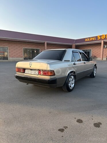 Mercedes 190 1989, 580,000 km - 2.5 l - İmişli