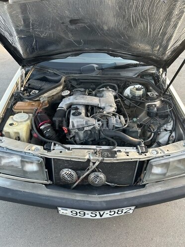 Mercedes 190 1989, 580,000 km - 2.5 l - İmişli