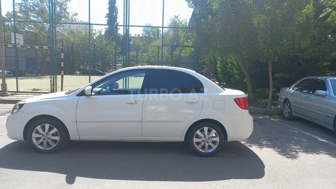 Kia Rio 2010, 88,000 km - 1.6 l - Bakı