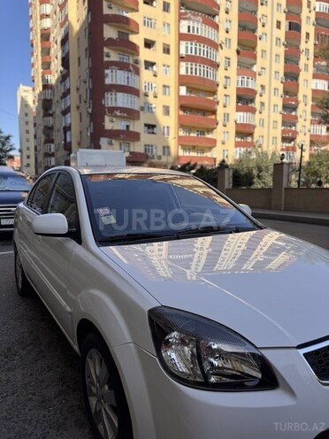 Kia Rio 2010, 88,000 km - 1.6 l - Bakı