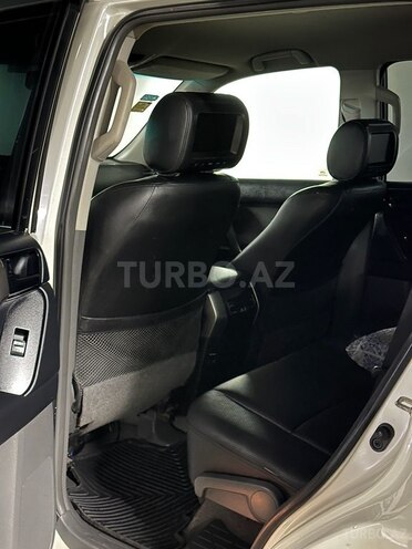 Toyota Land Cruiser Prado 2012, 221,000 km - 2.7 l - Bakı